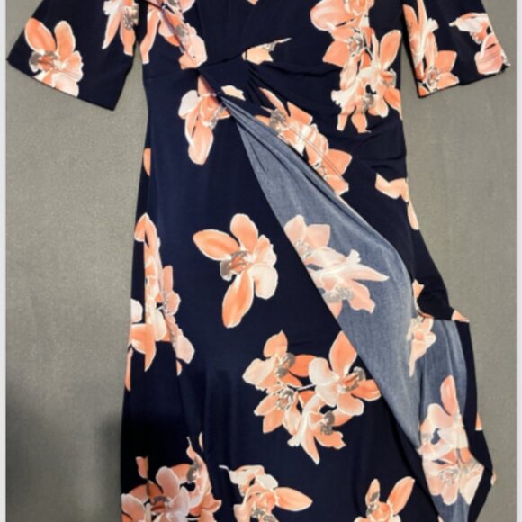 Connected Apparel Ladies Size 10 Multicolor Floral Short Sleeve Wrap Style Dress - Picture 6 of 16